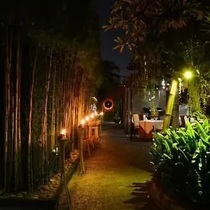 buradan rezervasyon yapın